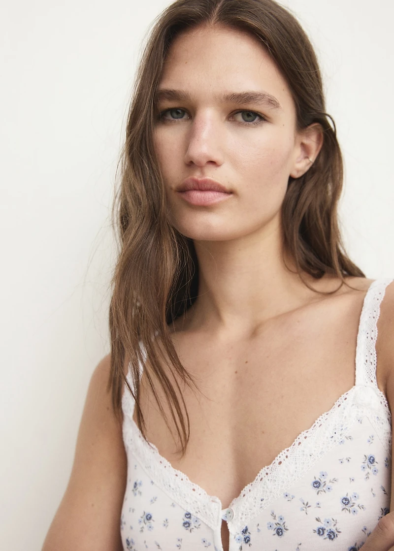 Floral-print lace nightdress