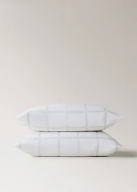 Two 60x60 cm cotton percale pillowcases with plaid print
