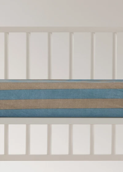 Kodak-striped fitted sheet for cot