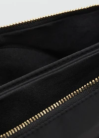 Nylon purse with zip