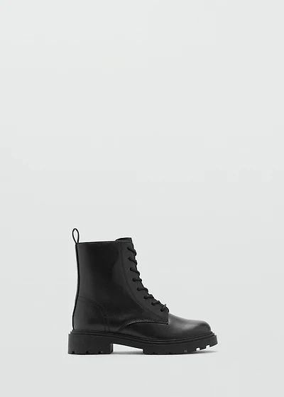 Lace-up leather ankle boots