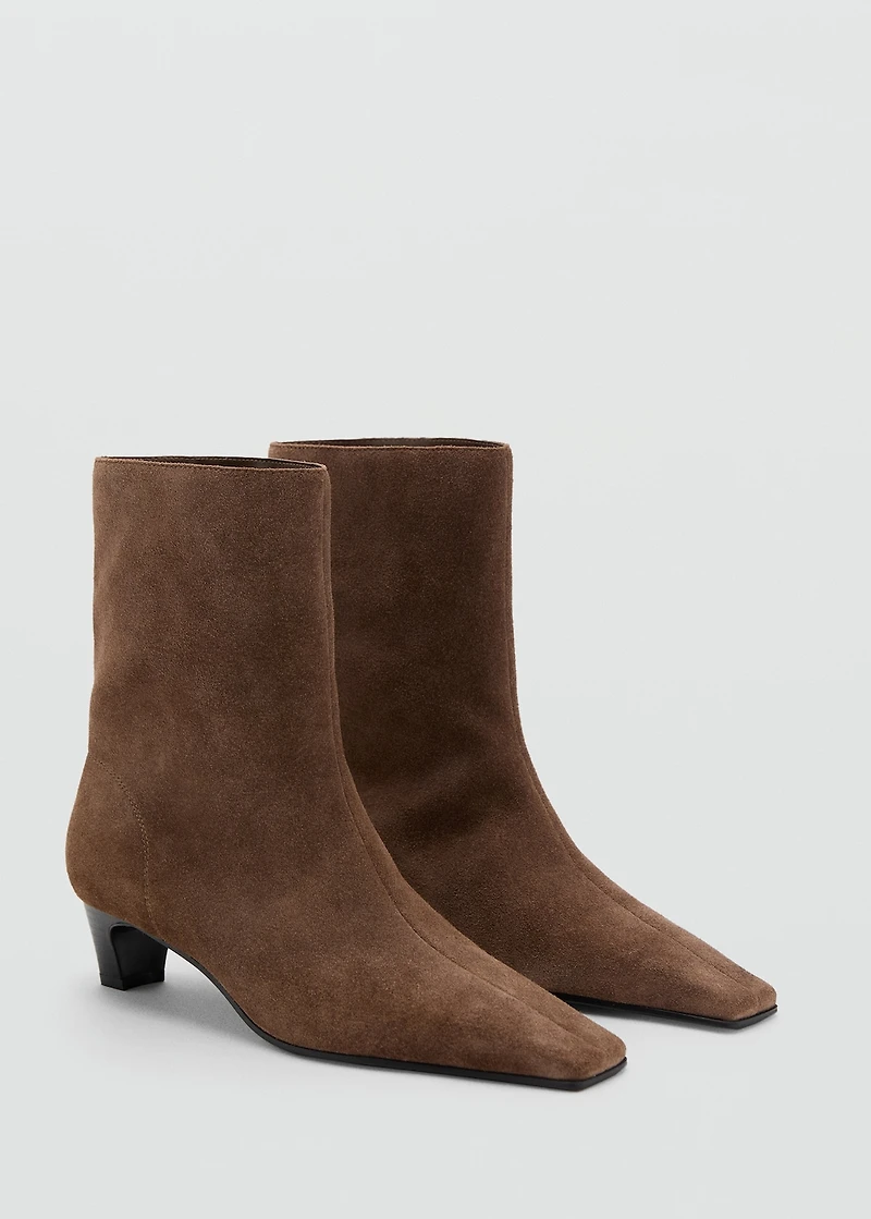 Suede leather ankle boots