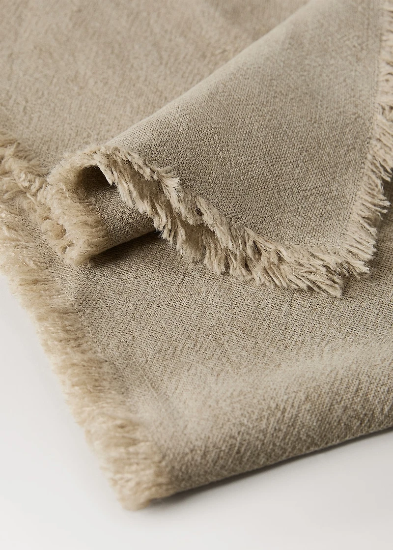 Linen table runner with tassels