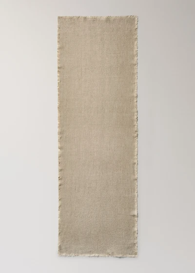 Linen table runner with tassels