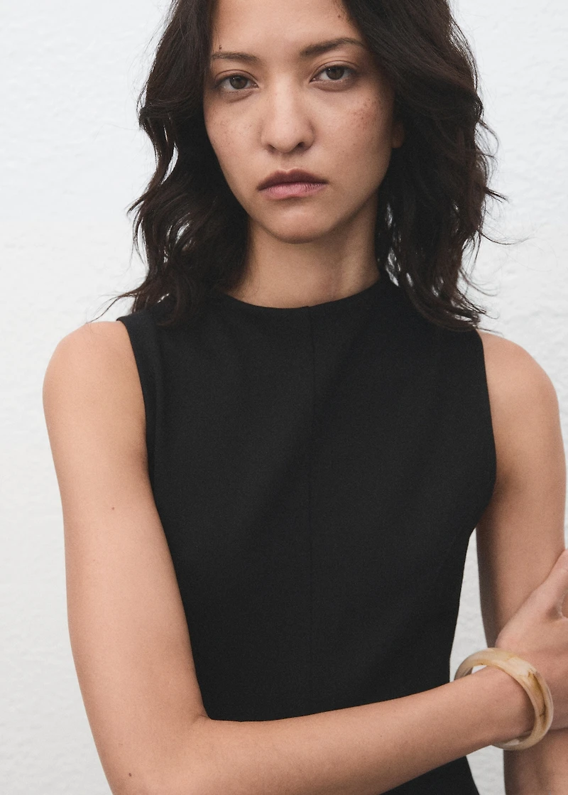 Midi-dress with stitching