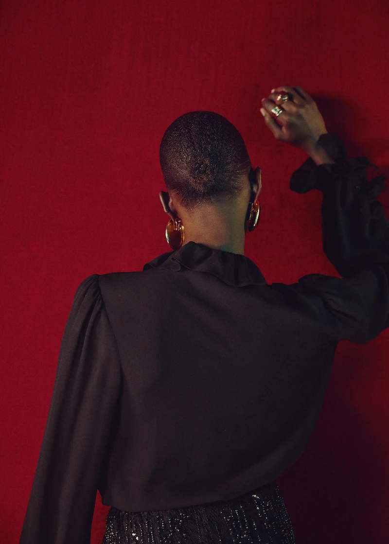 Ruffled blouse with scarf