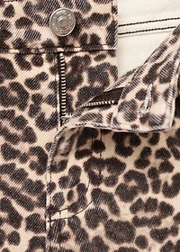 Low-waist animal-print jeans
