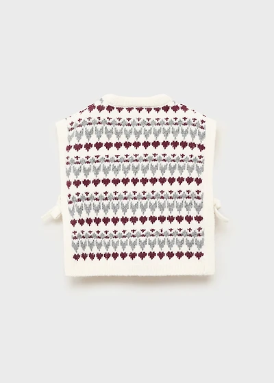 Knitted vest with heart pattern