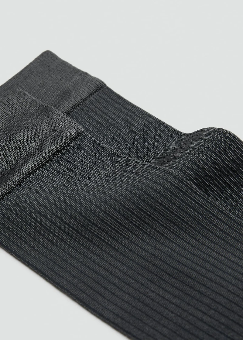 Long ribbed socks