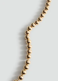 Metallic spheres necklace