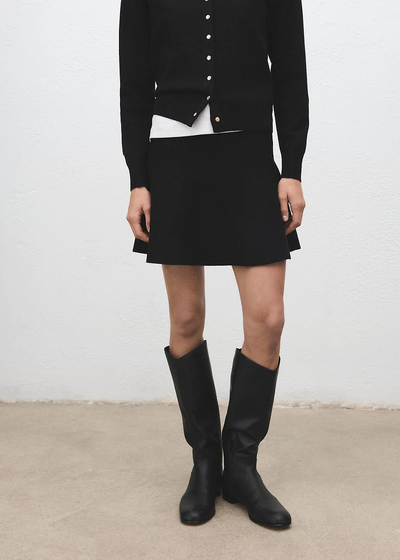 Flared knitted skirt