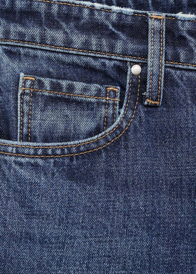 Straight-leg jeans with openings