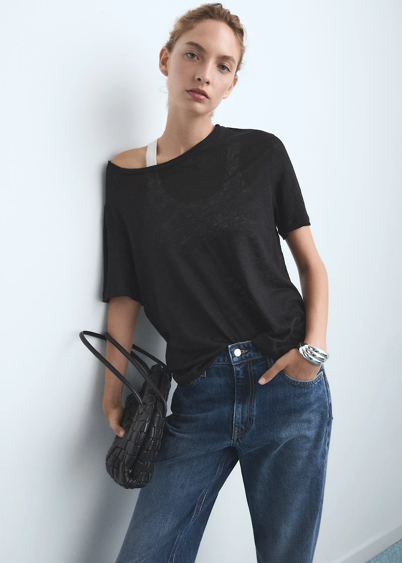 Straight-leg jeans with openings