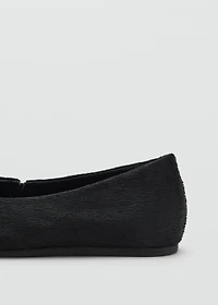 Leather shoes with fur