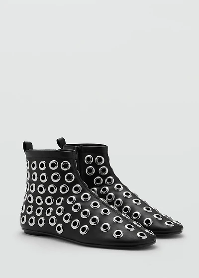 Faux-effect ankle boots with eyelets