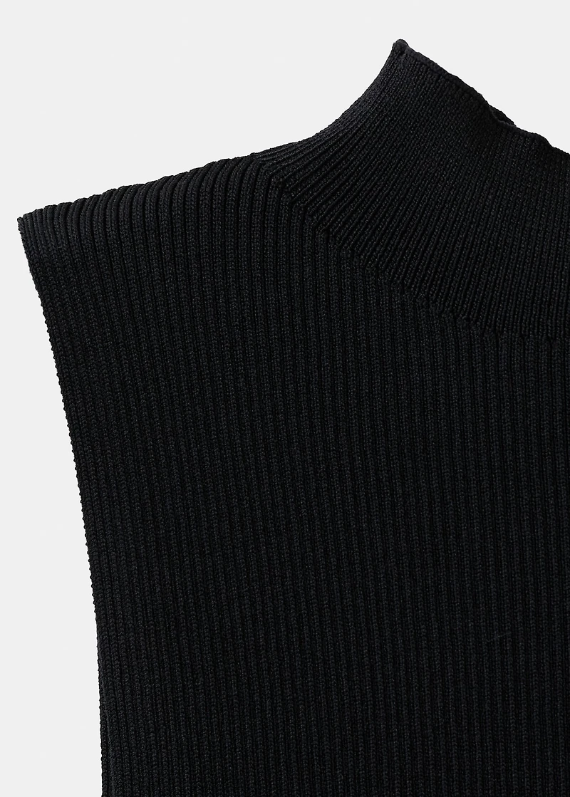 Combined top with ruffle