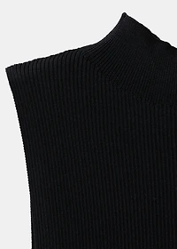 Combined top with ruffle