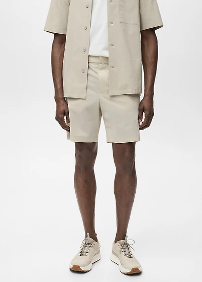 Water-repellent bermuda shorts