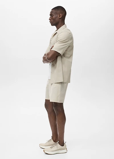 Water-repellent bermuda shorts