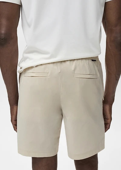 Water-repellent bermuda shorts