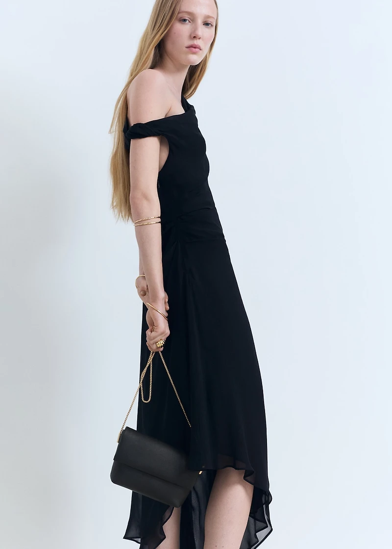 Crossbody envelope-style bag