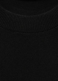 Short-sleeved fine-knit sweater