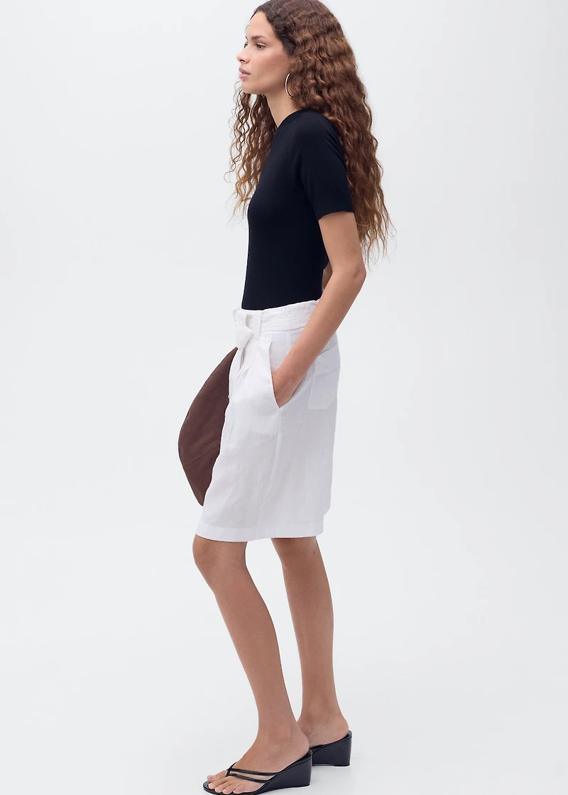 Short-sleeved fine-knit sweater