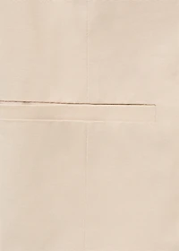 Suit vest with buttons