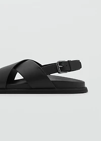 100% leather crossed strap sandal