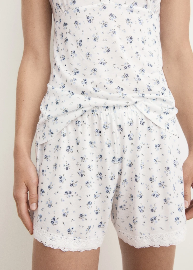 Floral-print pajama shorts with lace trim