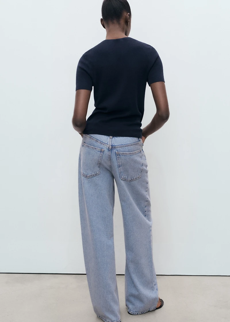 Short-sleeved fine-knit sweater