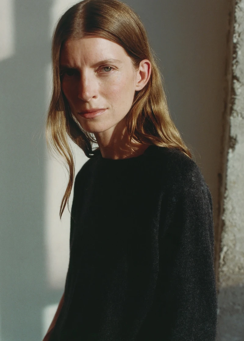 100% cashmere sweater