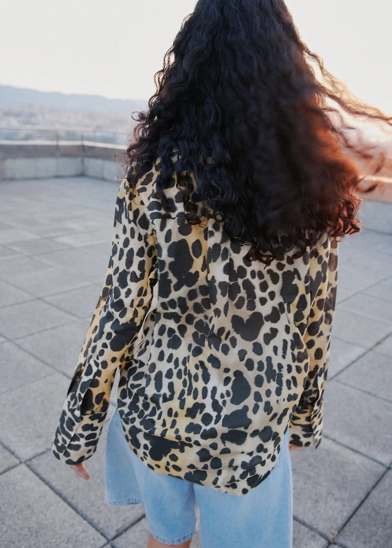 Leopard-print shirt with pocket