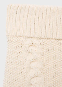 Mini-shorts with ruffle