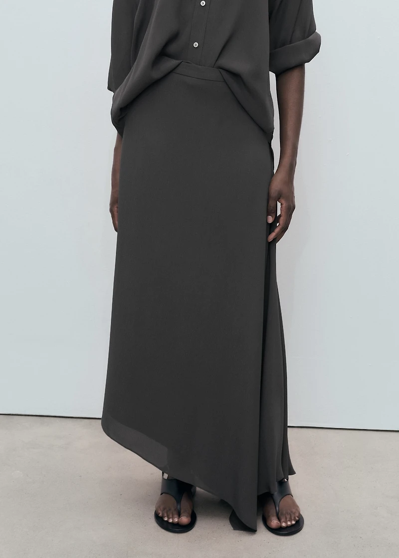 Asymmetrical maxi-skirt