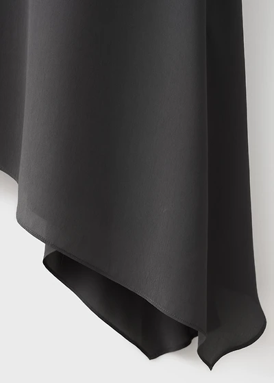 Asymmetrical maxi-skirt