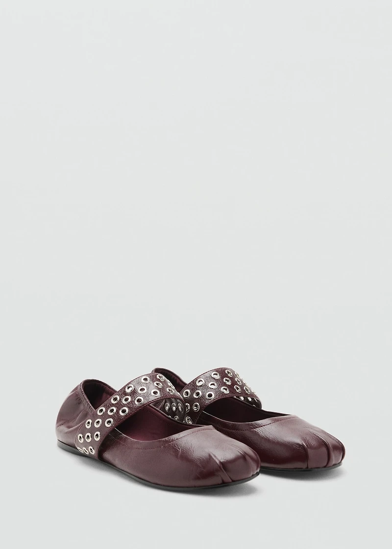 Leather ballet flats with eyelets