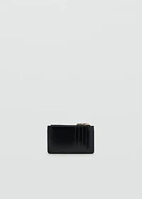 Small quilted wallet