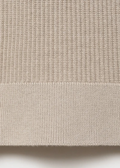 Ribbed sweater with zip neck