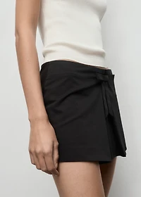 Mini skort with bow