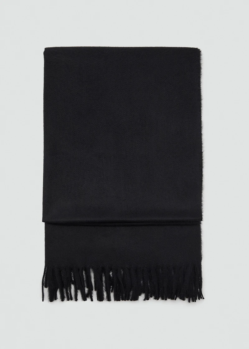 Fringed edge scarf
