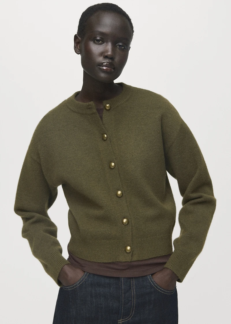 Chunky-knit cardigan with buttons