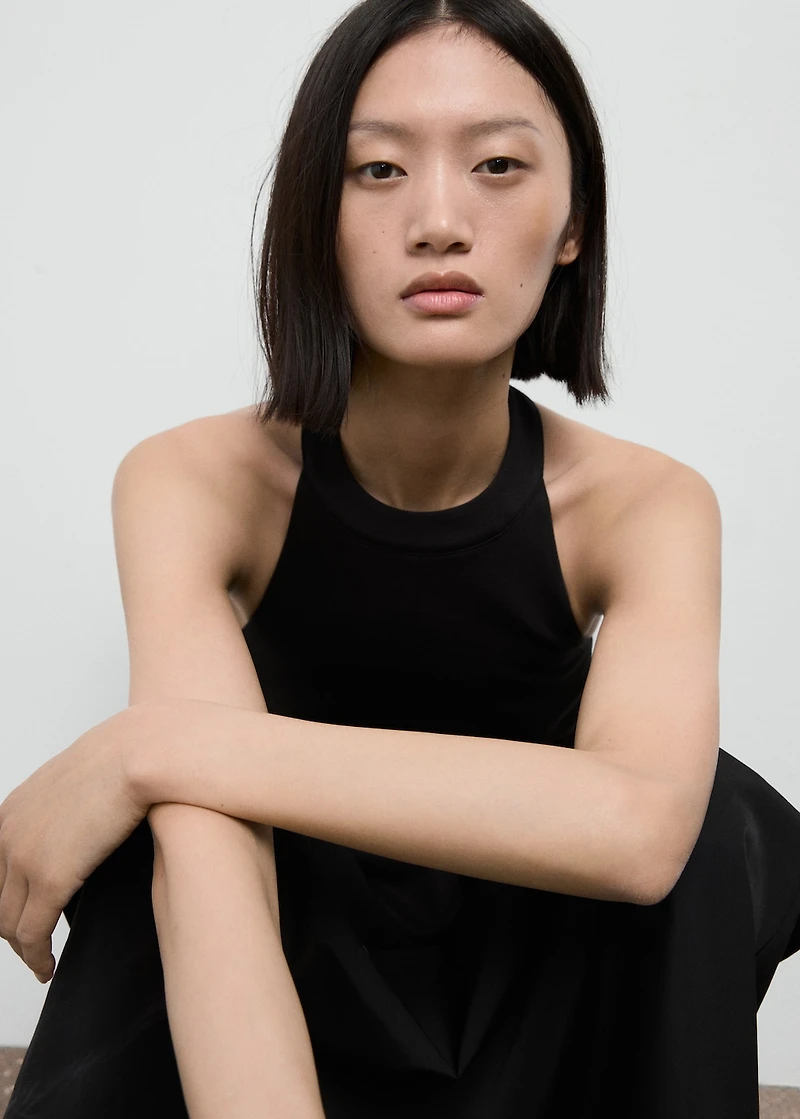 Halter top with low-cut back