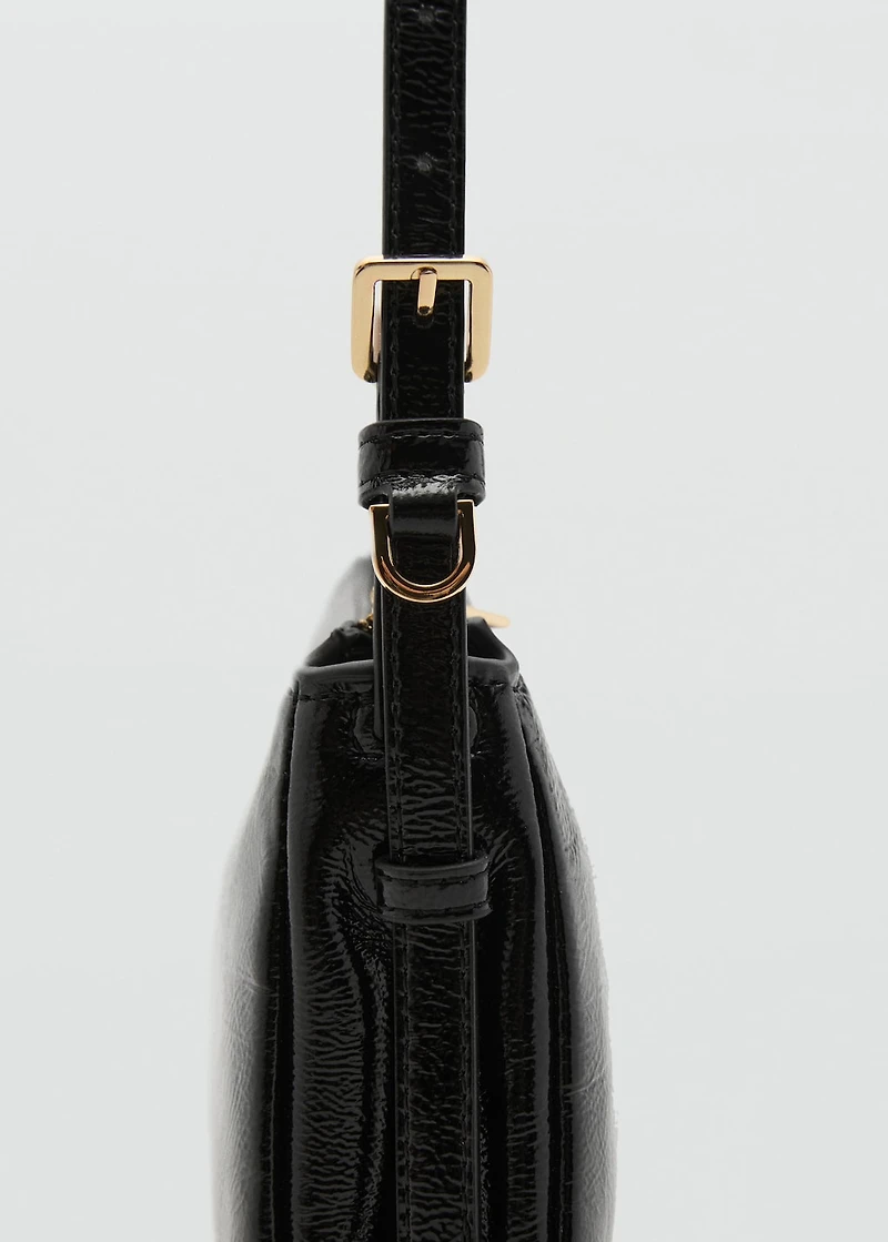 Shiny shoulder bag
