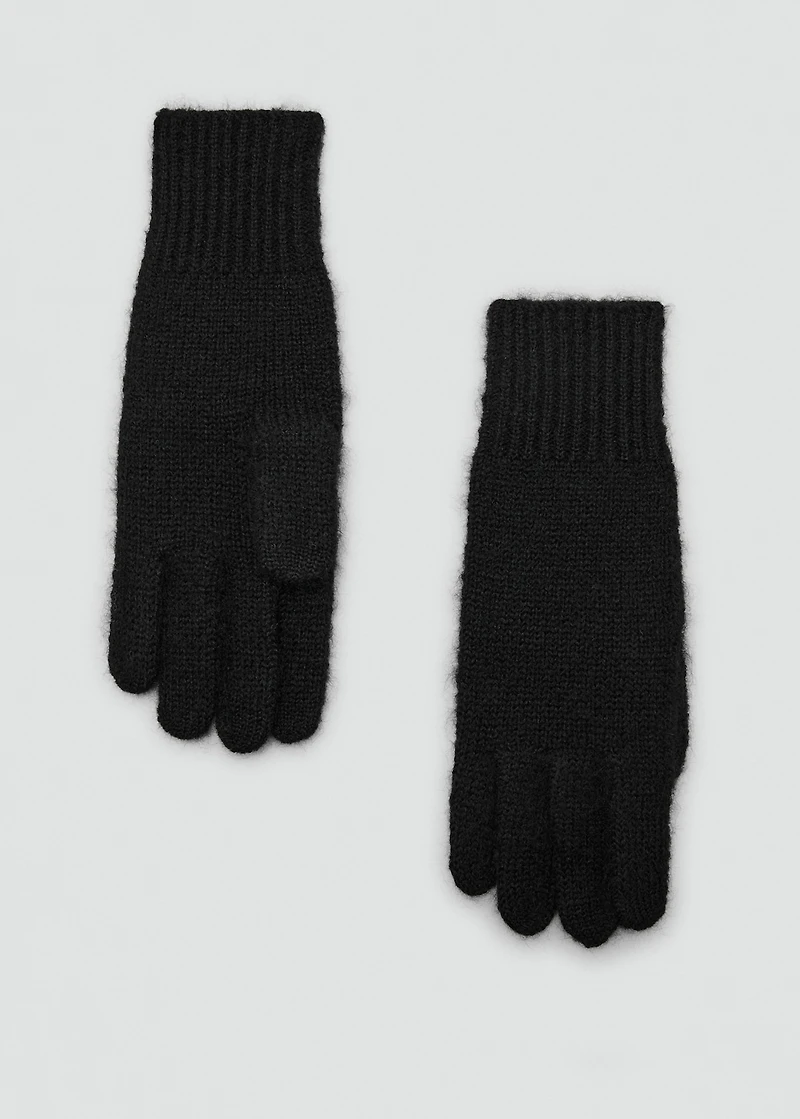 Knitted gloves