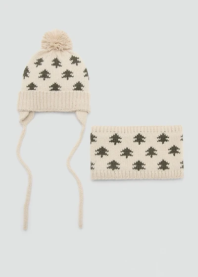 Embroidered knitted scarf