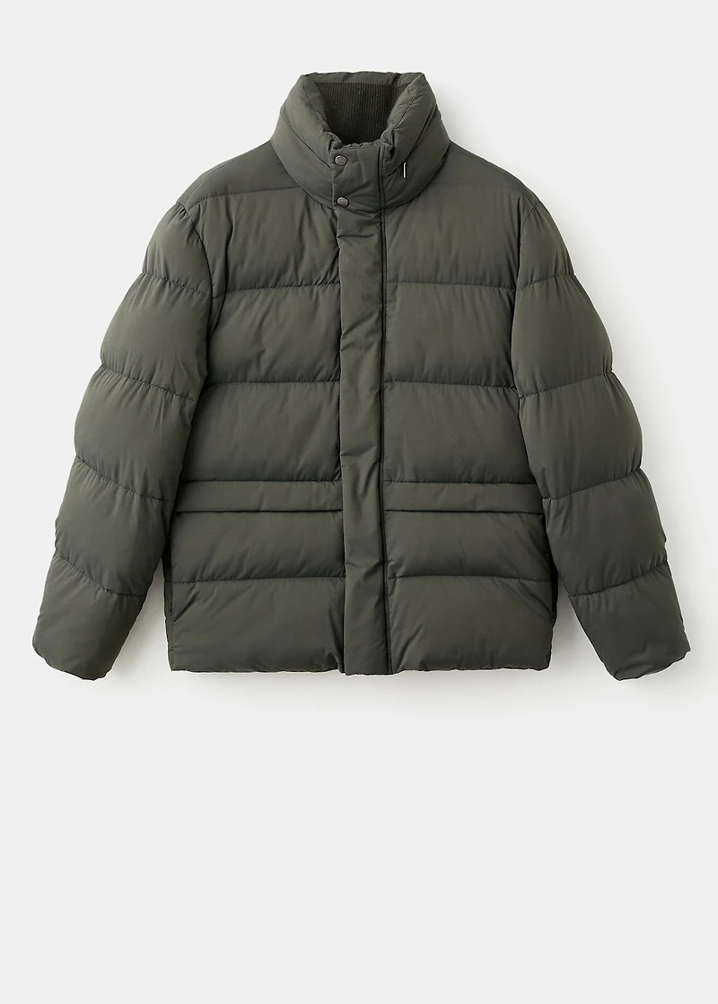 Short water-repellent puffer jacket