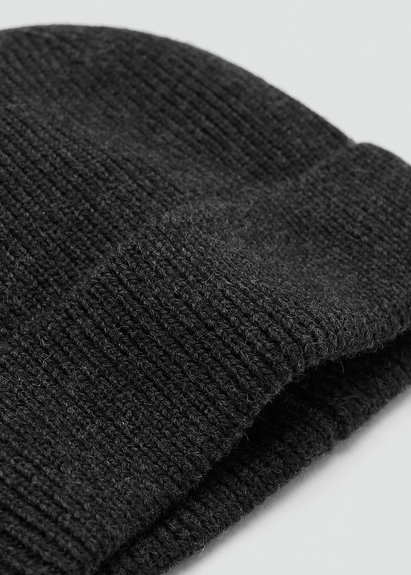 Ribbed wool hat