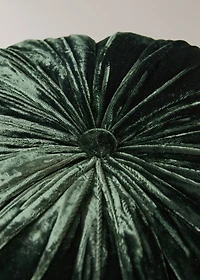 Round velvet silk cushion
