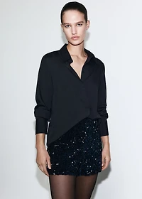 Velvet shorts with sequins